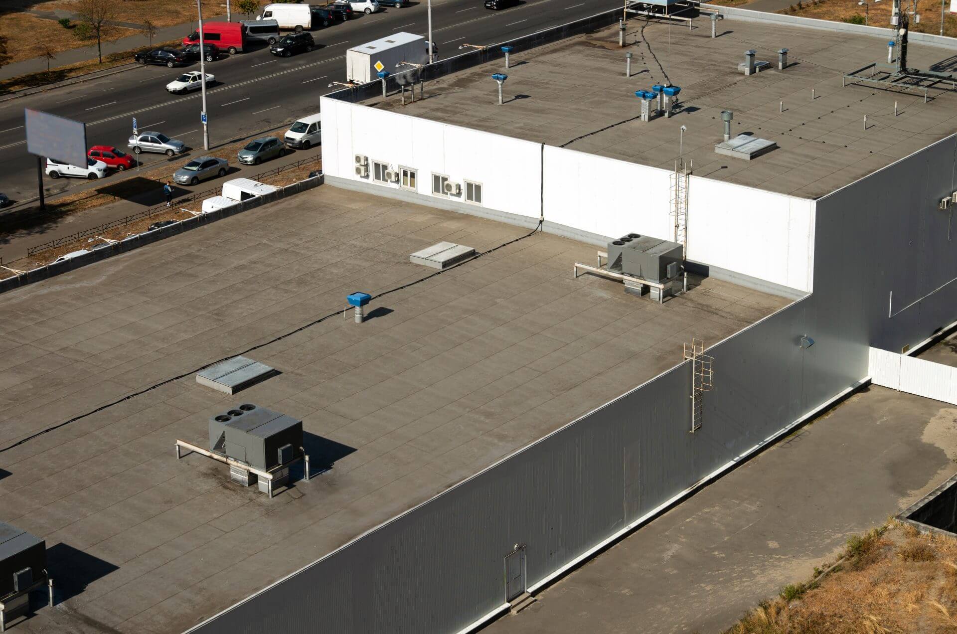 Aerial view of a commercial roof on a warehouse